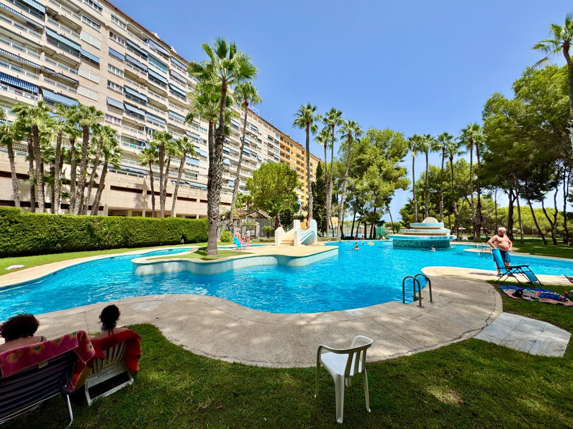 Apartamento Planta Media de 2 dormitorios en Orihuela Costa - 26