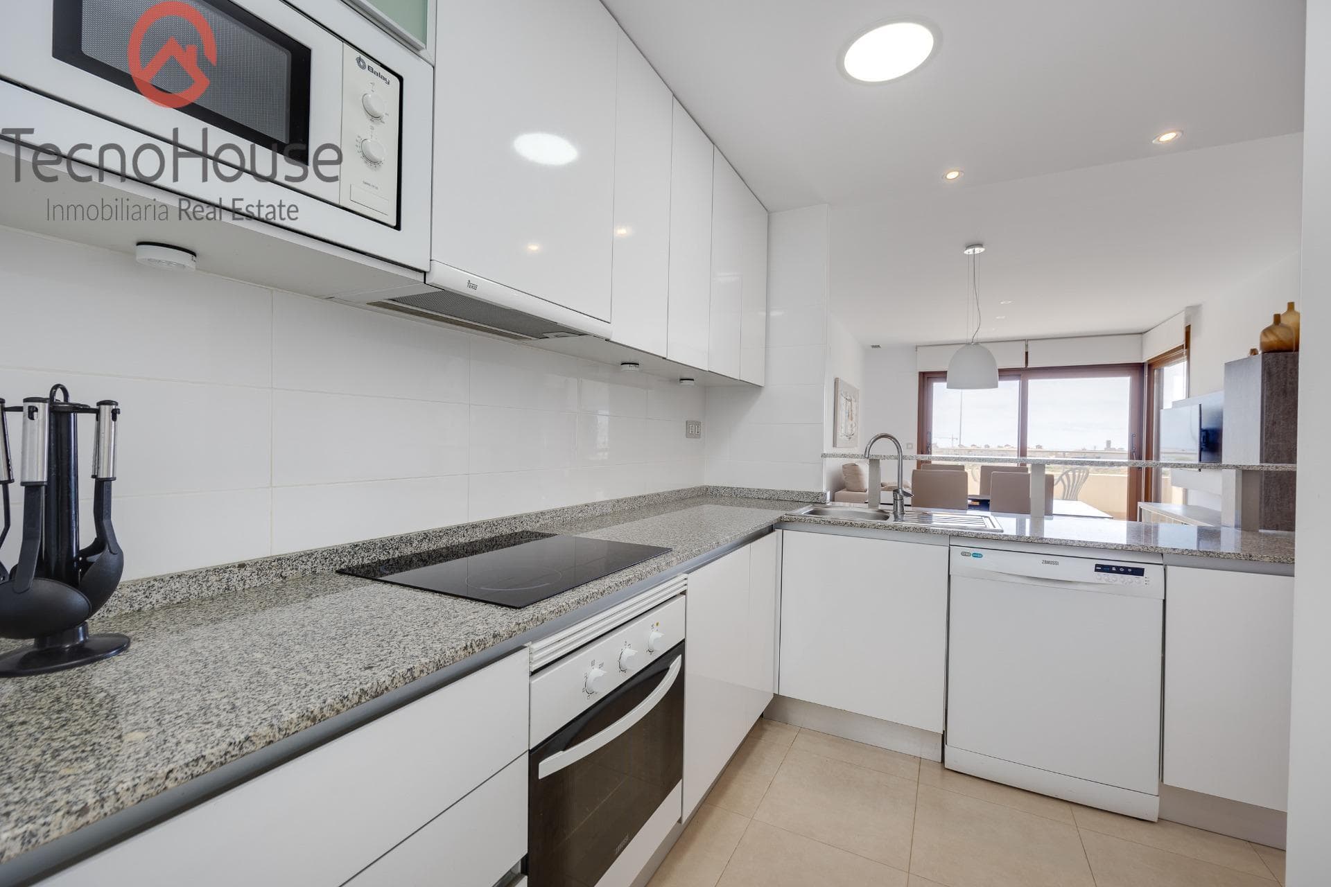 Apartamento Planta Media de 2 dormitorios en Orihuela Costa - 11