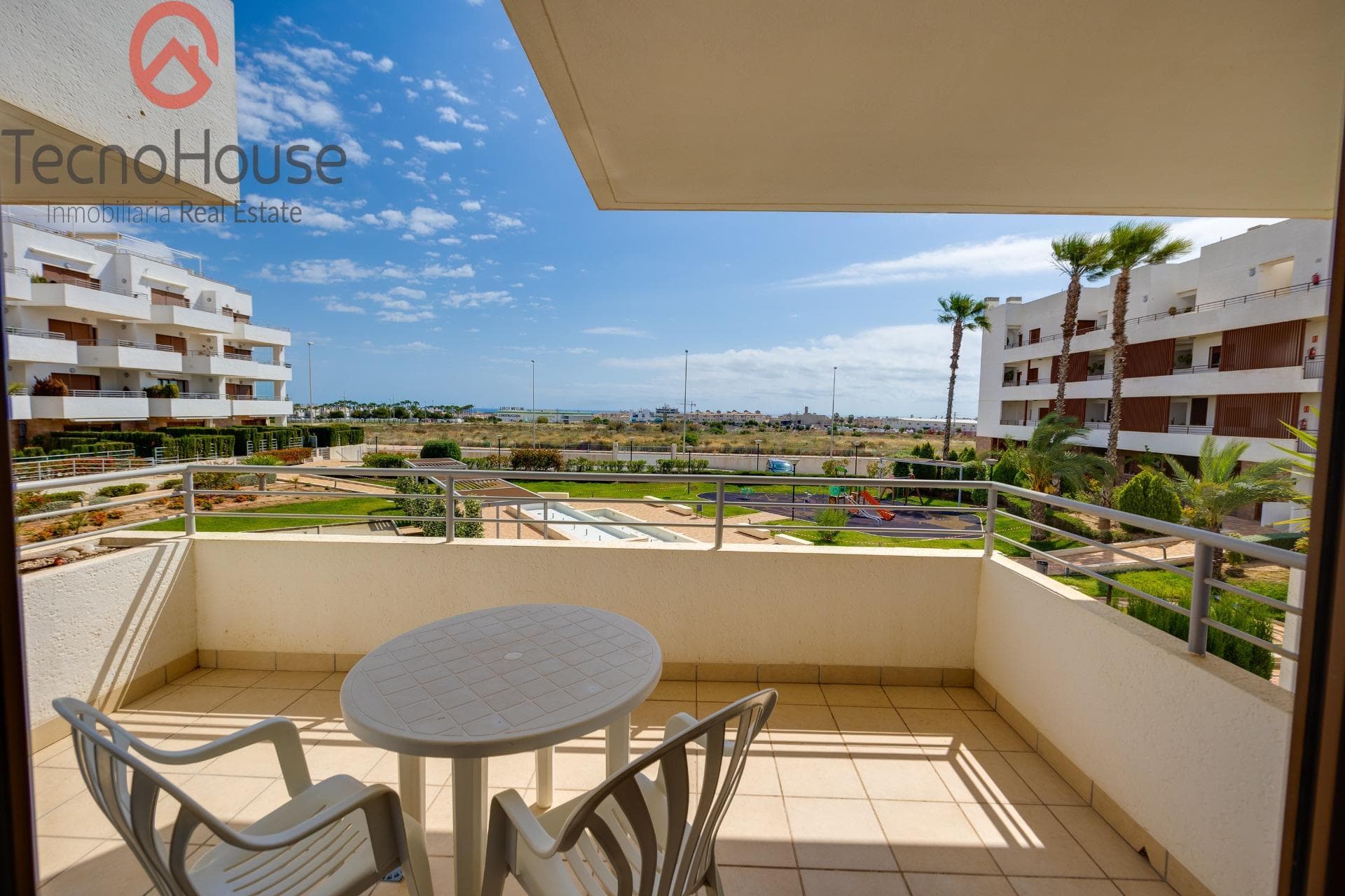 Apartamento Planta Media de 2 dormitorios en Orihuela Costa - 16