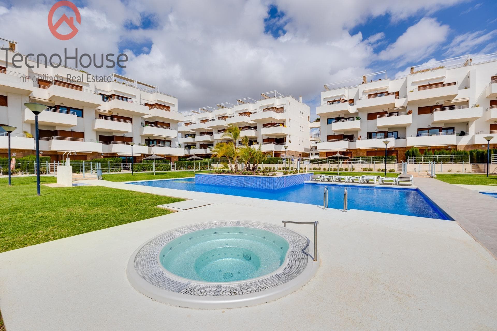 Apartamento Planta Media de 2 dormitorios en Orihuela Costa - 2