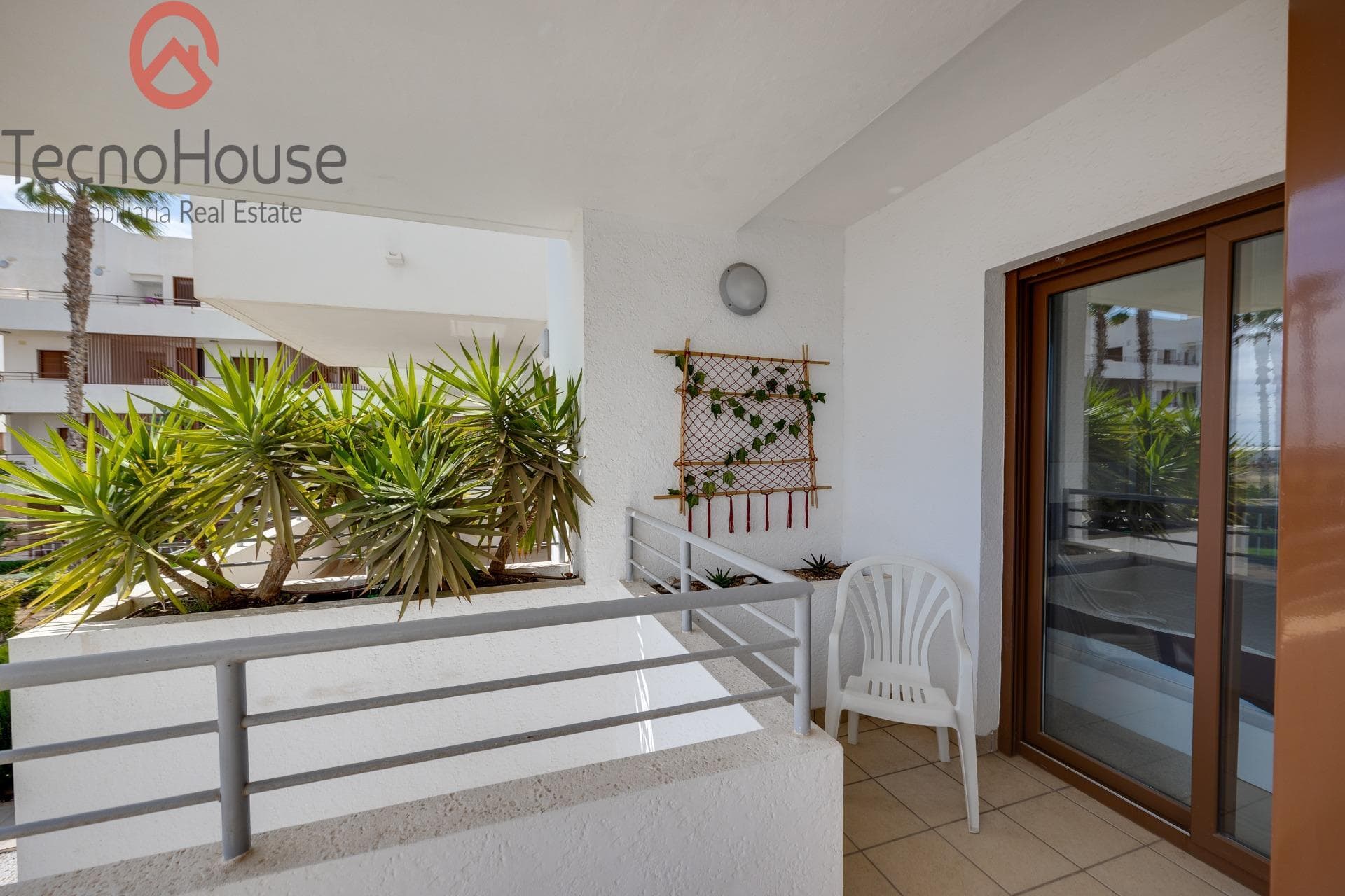 Apartamento Planta Media de 2 dormitorios en Orihuela Costa - 20