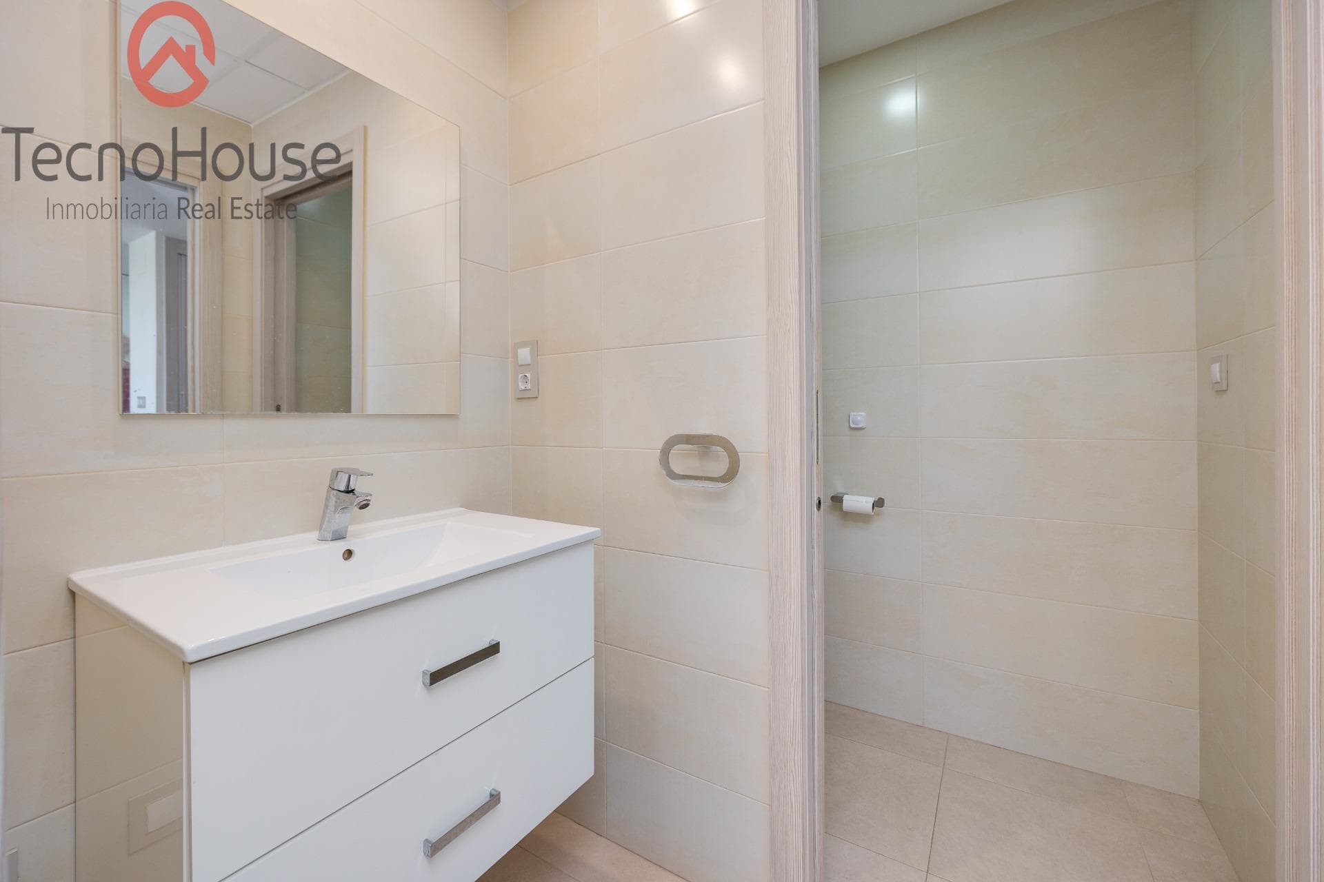 Apartamento Planta Media de 2 dormitorios en Orihuela Costa - 31