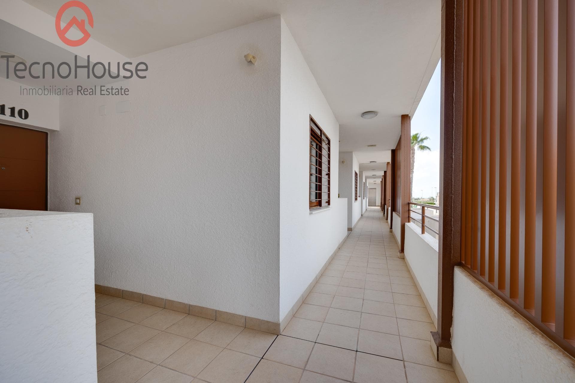 Apartamento Planta Media de 2 dormitorios en Orihuela Costa - 36