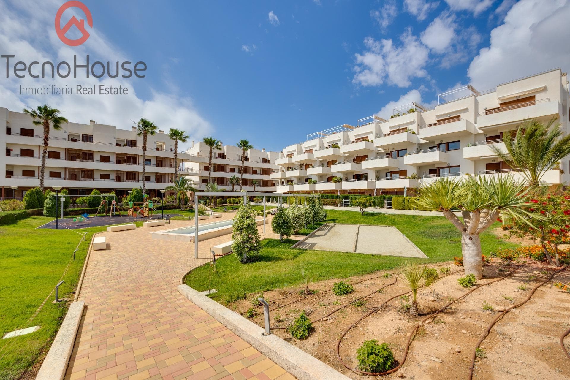 Apartamento Planta Media de 2 dormitorios en Orihuela Costa - 43