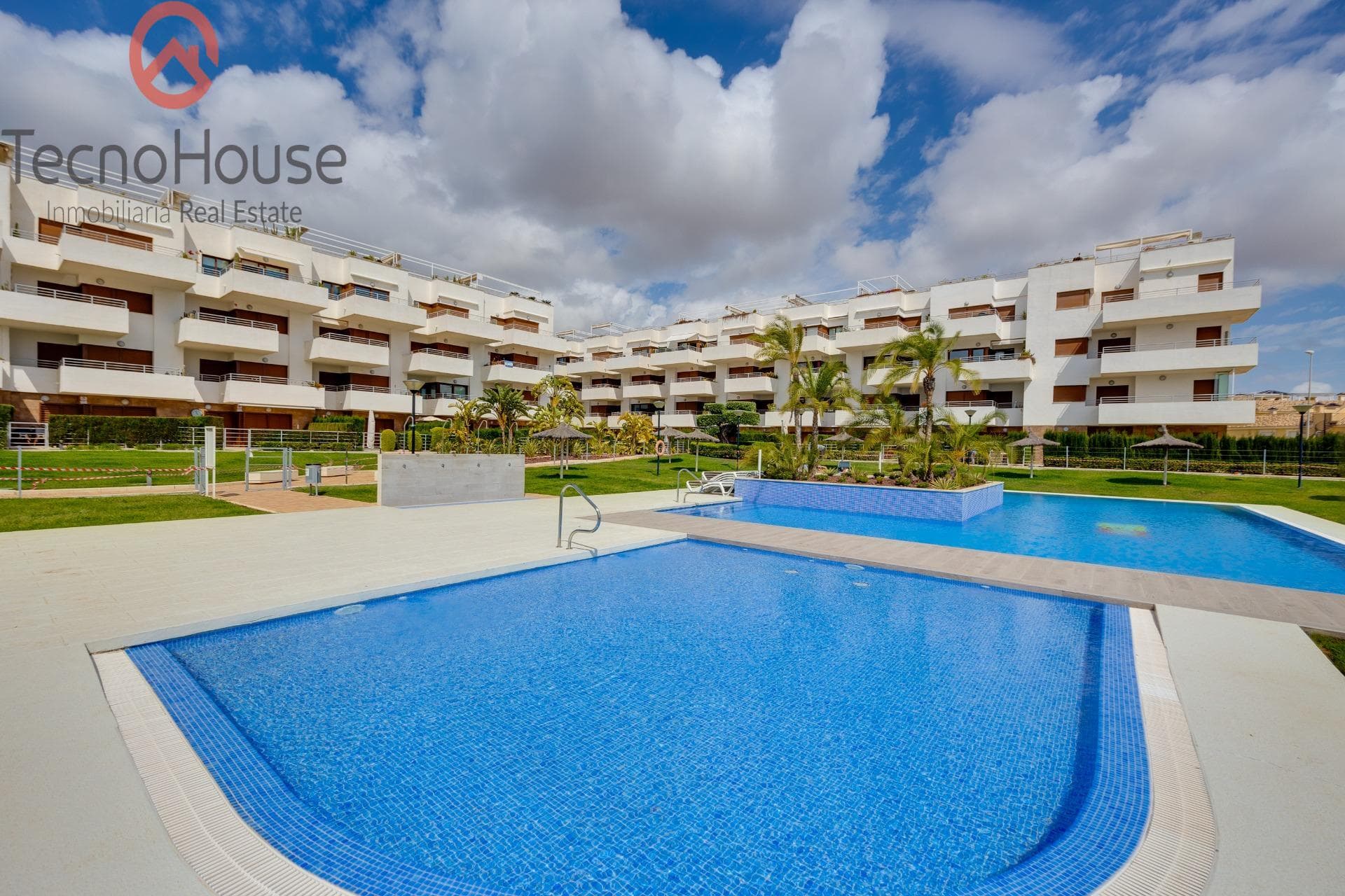 Apartamento Planta Media de 2 dormitorios en Orihuela Costa - 48