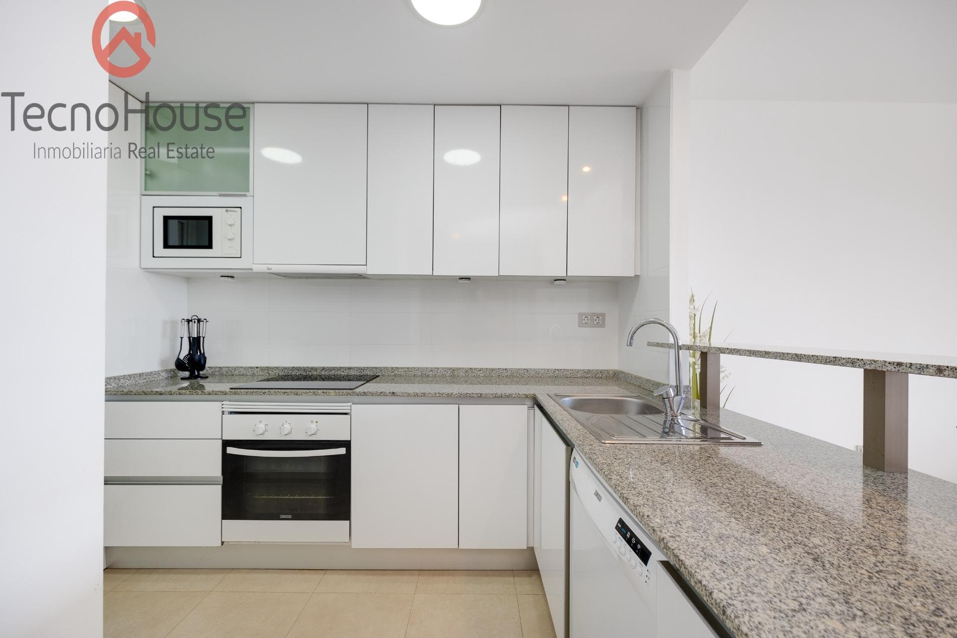 Apartamento Planta Media de 2 dormitorios en Orihuela Costa - 8