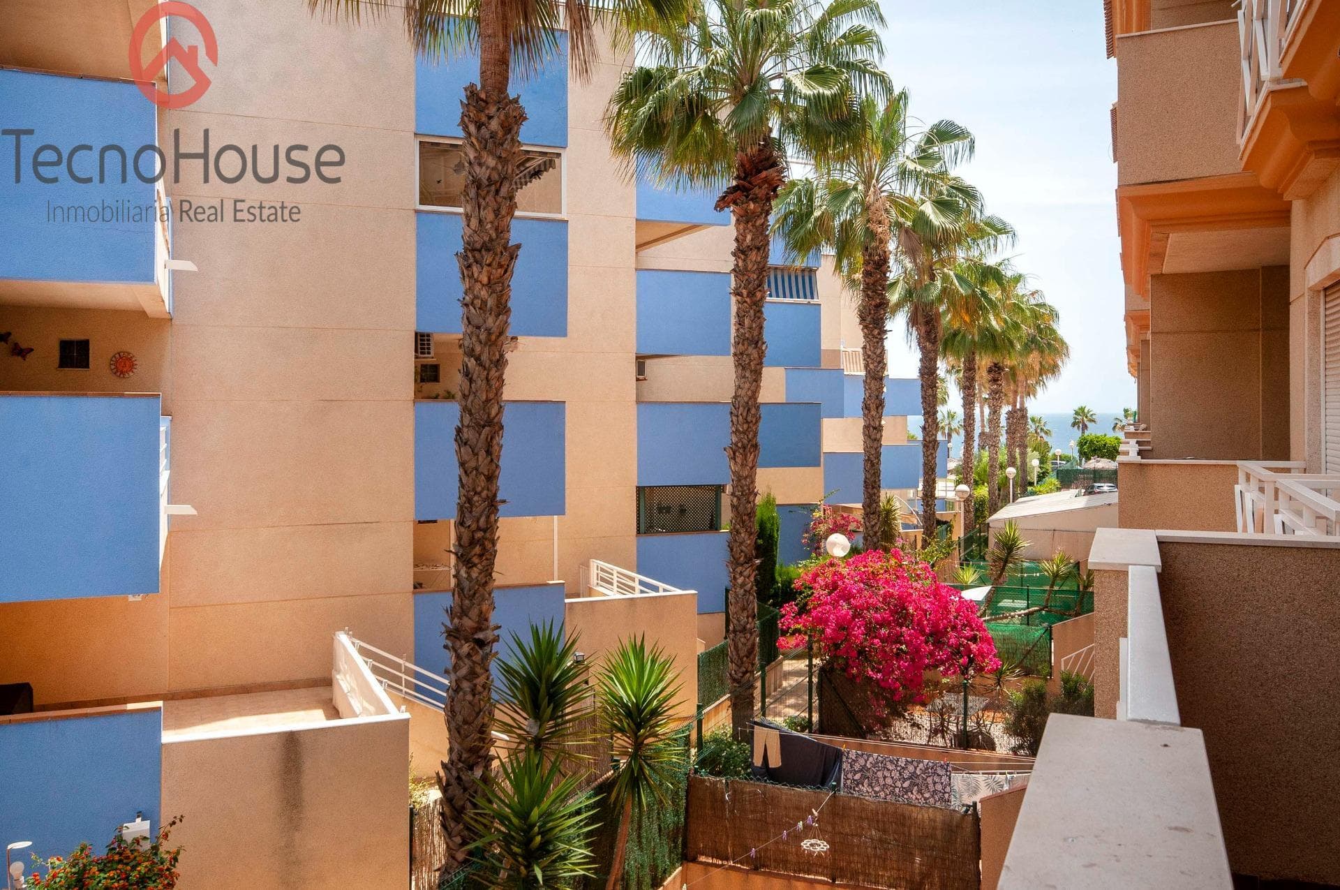 2 bed Middle Floor Apartment in Orihuela Costa - 15