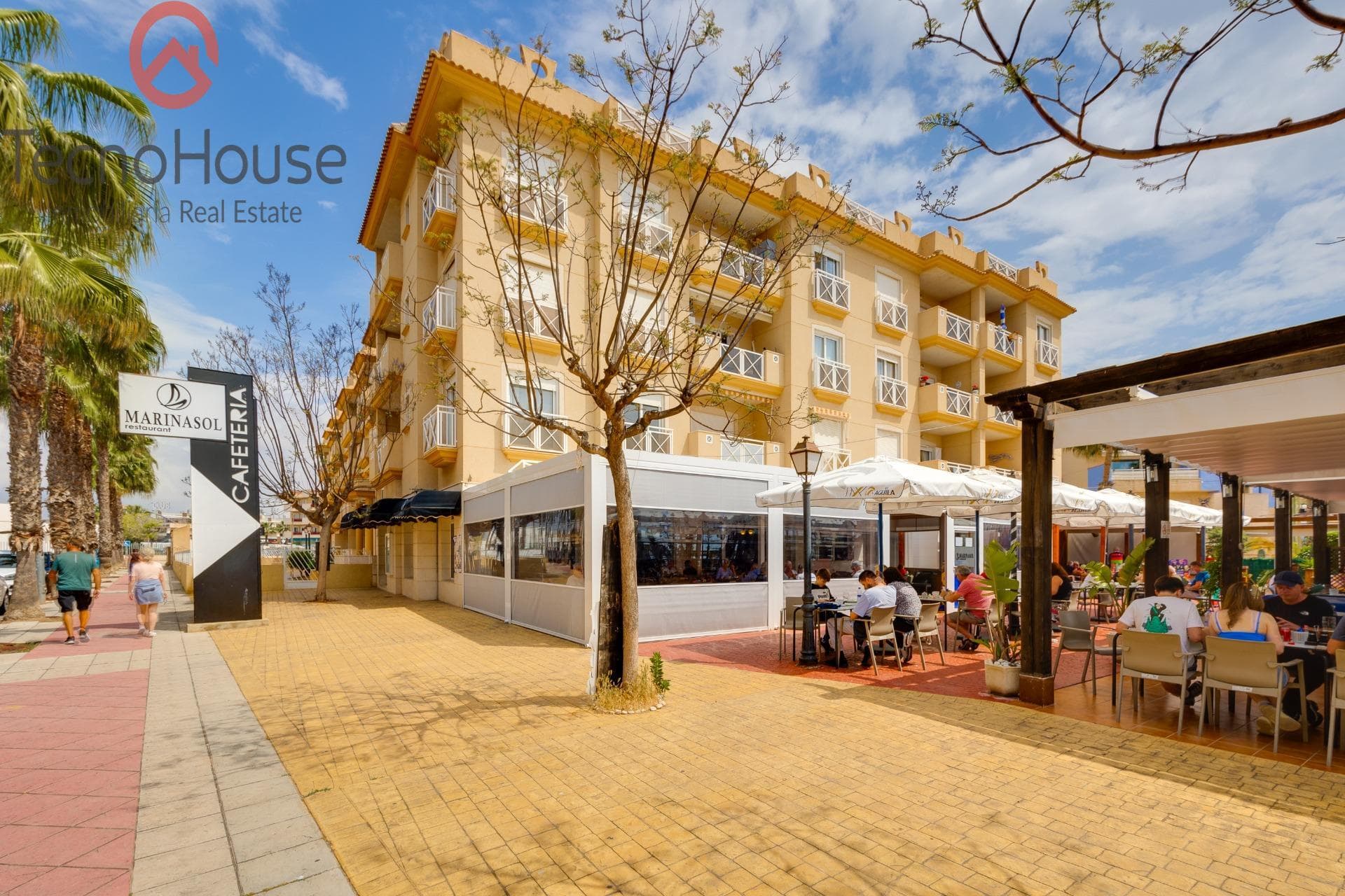 2 bed Middle Floor Apartment in Orihuela Costa - 29