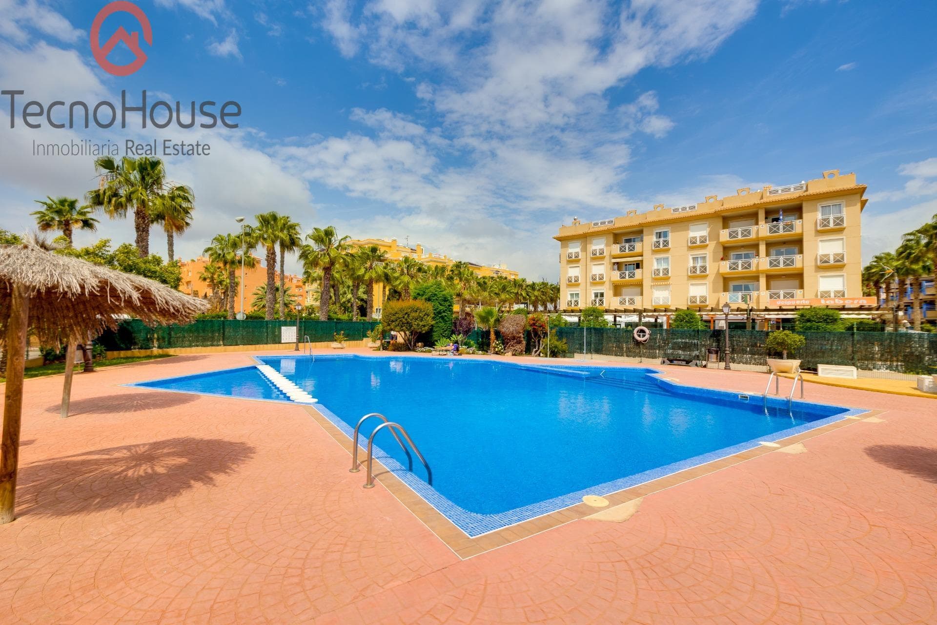 2 bed Middle Floor Apartment in Orihuela Costa - 3