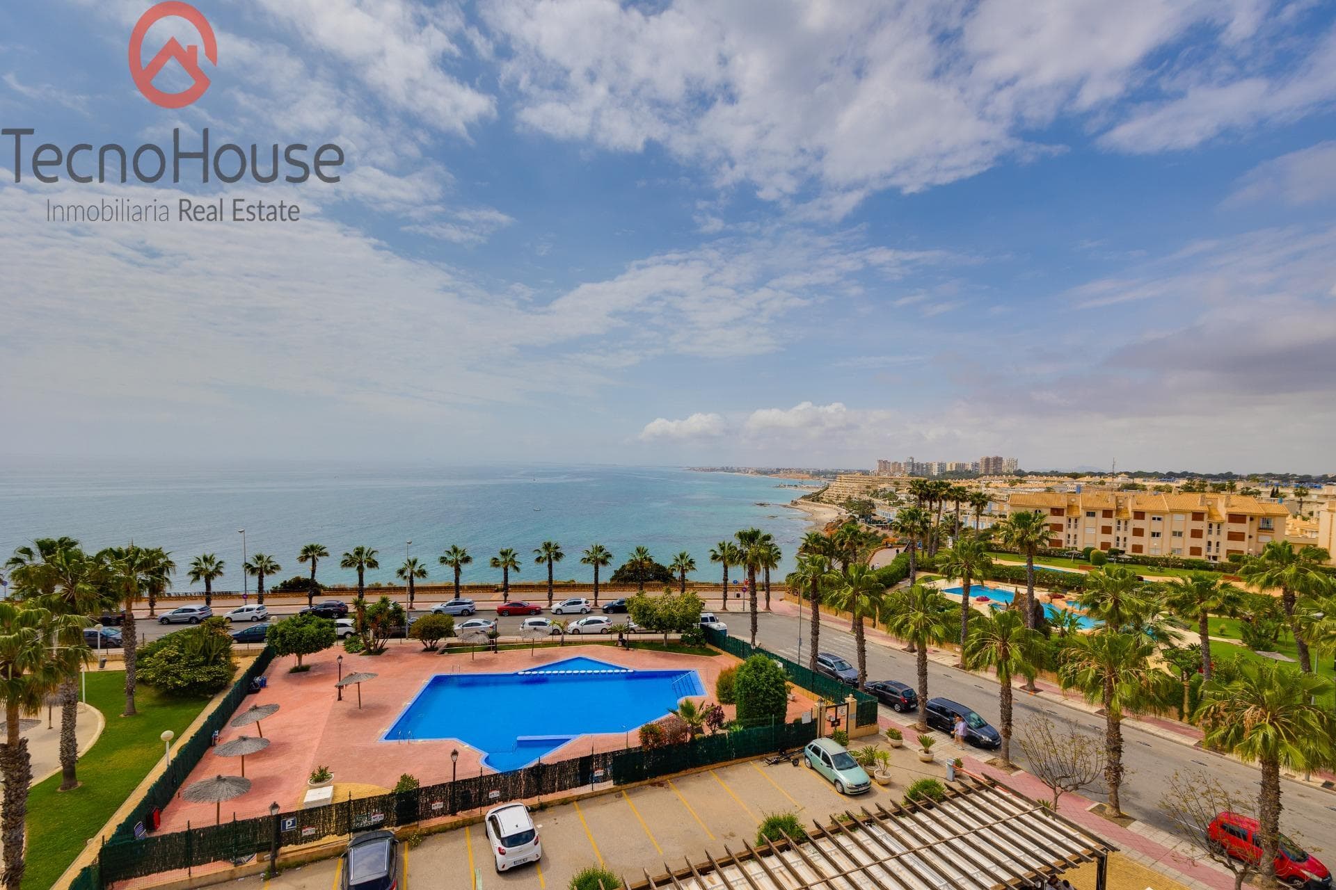 2 bed Middle Floor Apartment in Orihuela Costa - 34