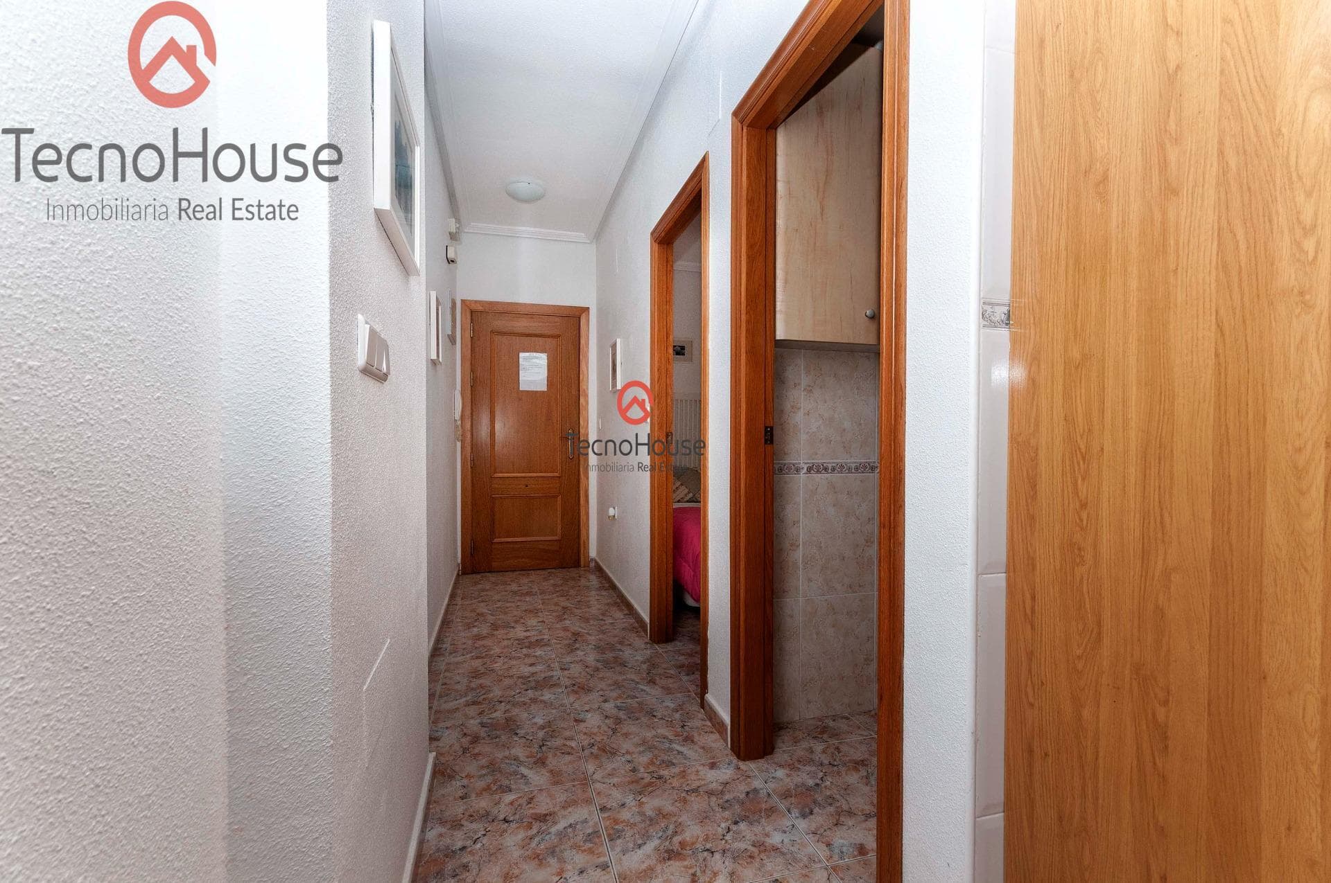 2 bed Middle Floor Apartment in Orihuela Costa - 4
