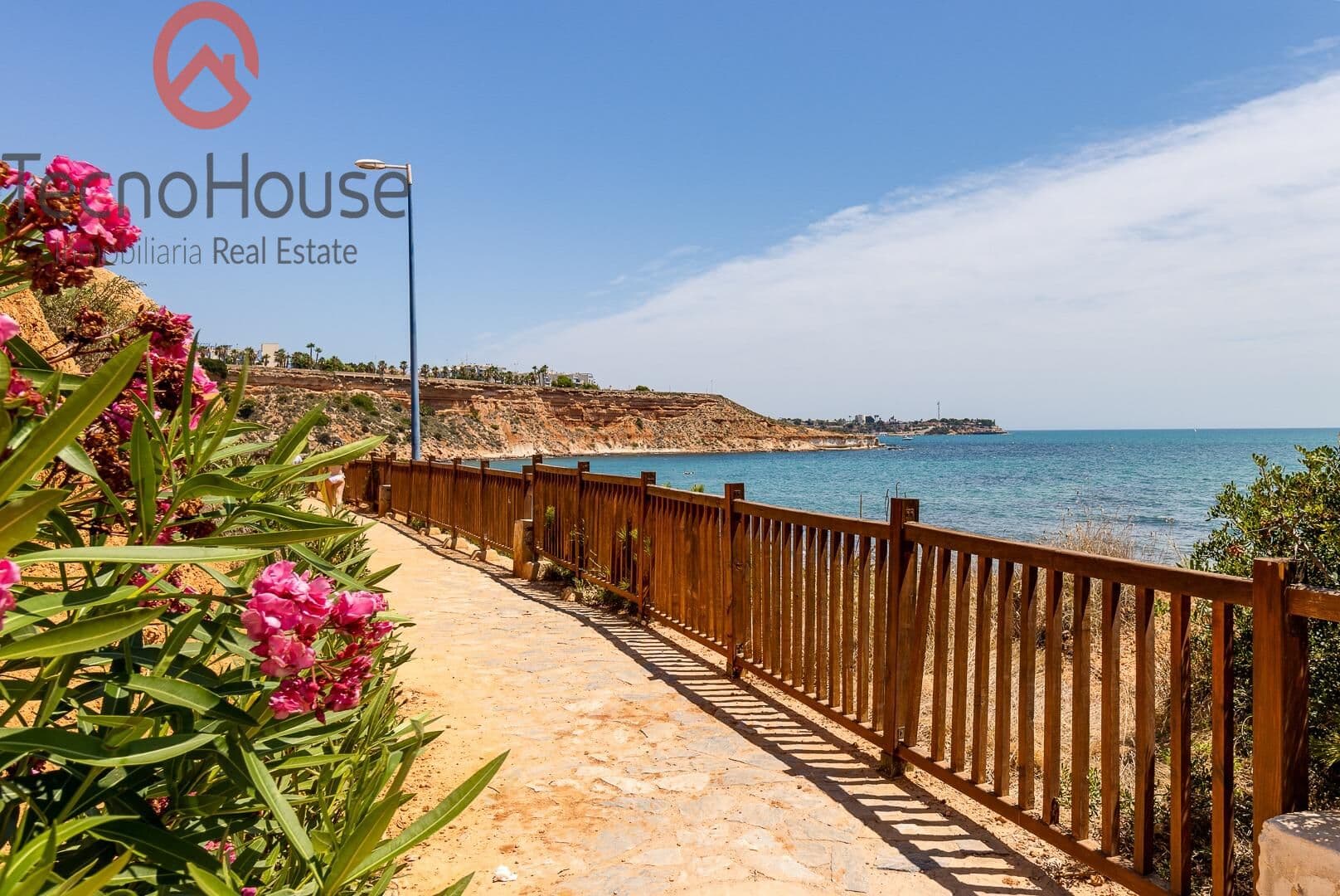 2 bed Middle Floor Apartment in Orihuela Costa - 43