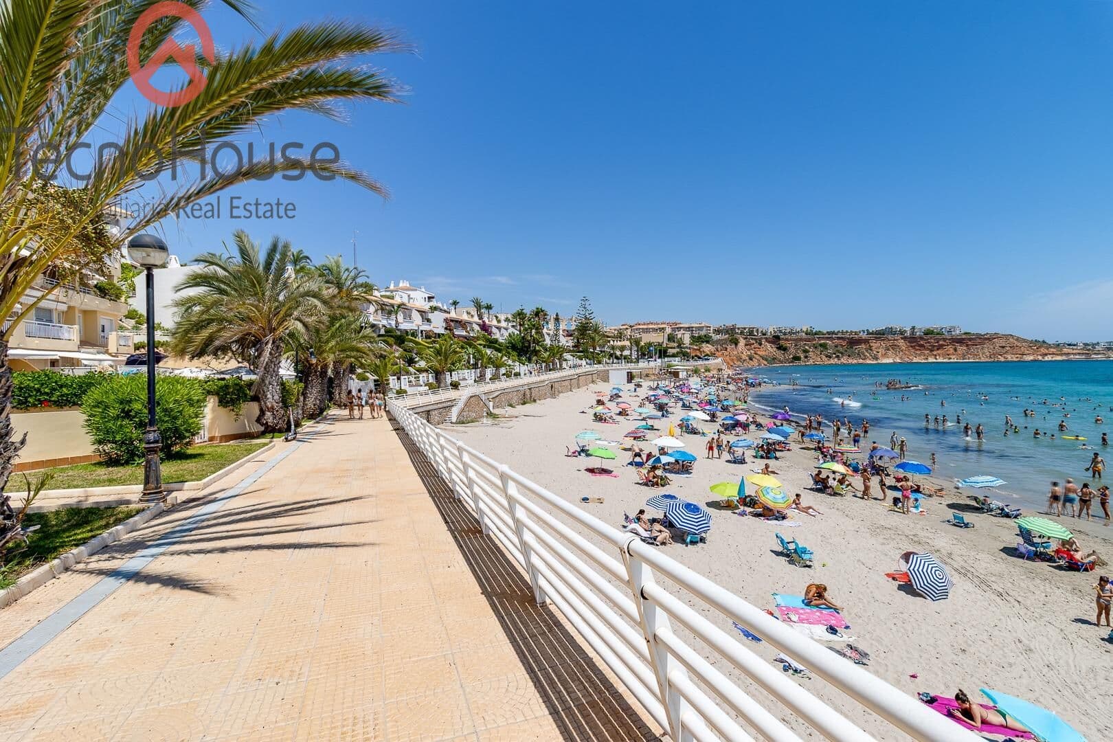 2 bed Middle Floor Apartment in Orihuela Costa - 44