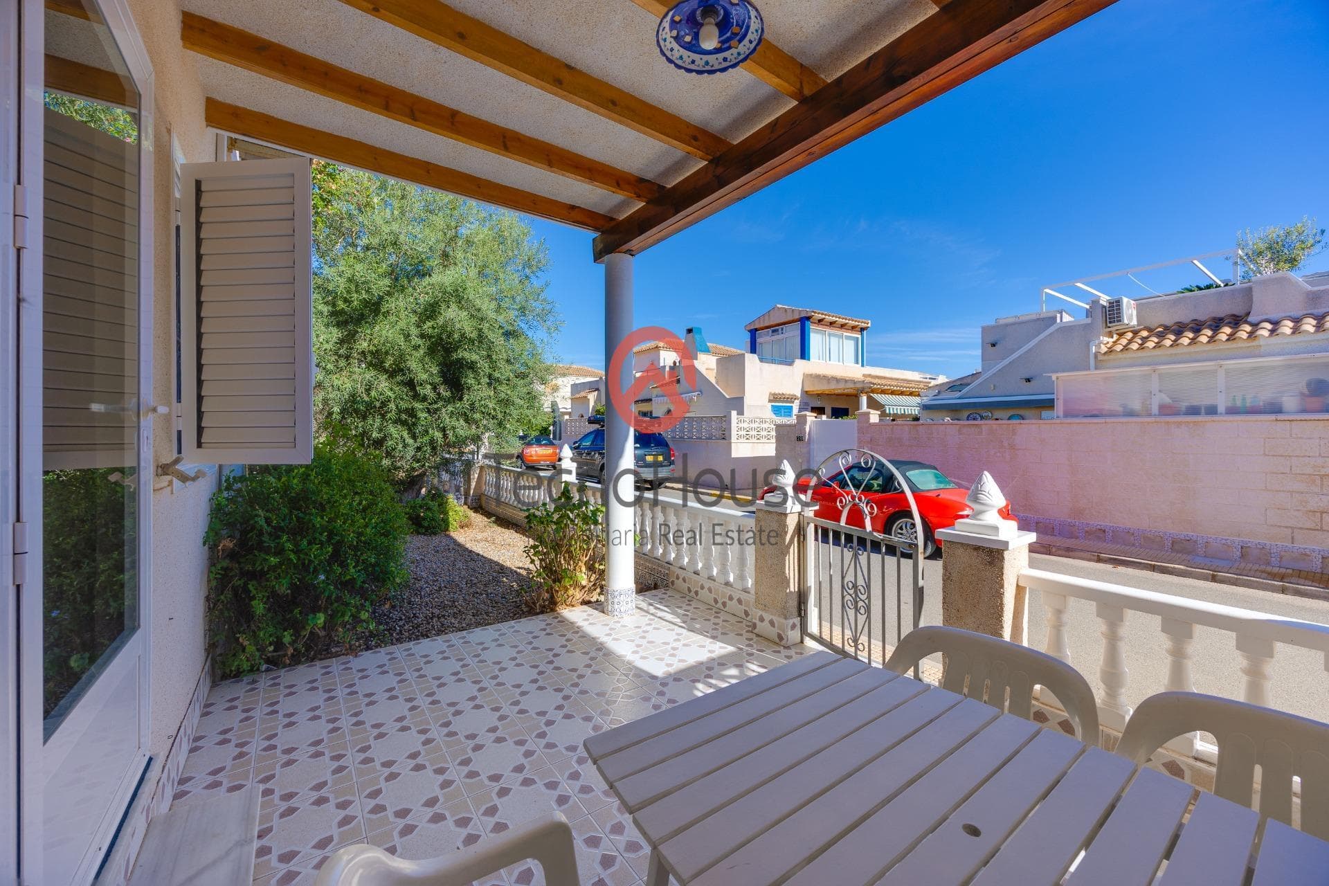 Semi-Vrijstaande Villa met 3 slaapkamers in Orihuela Costa - 9