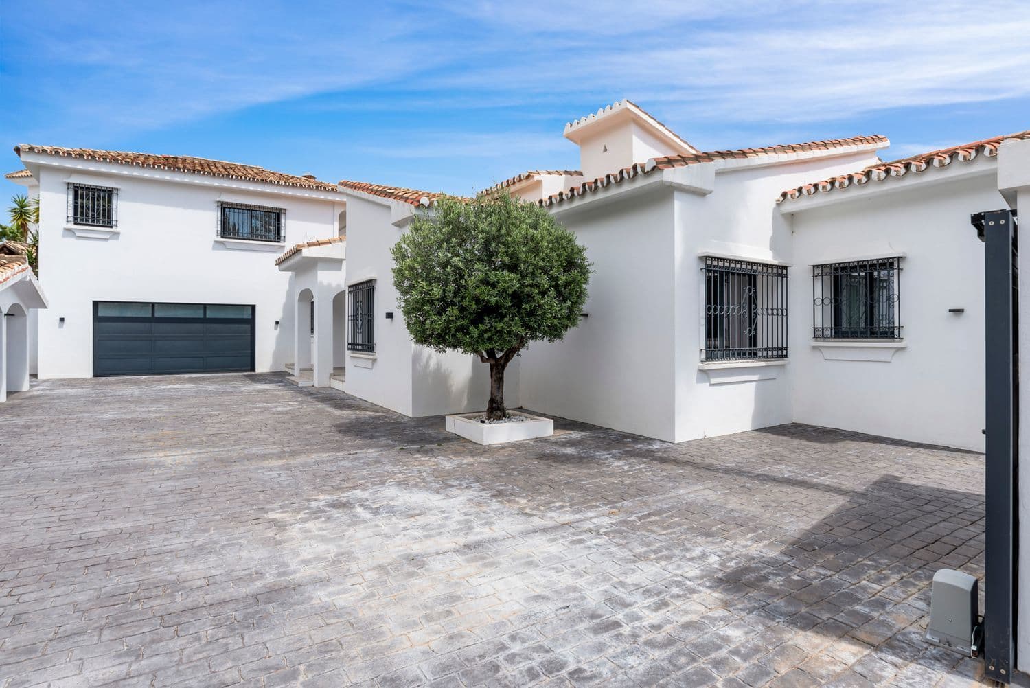 Villa - Chalet de 5 dormitorios en Benahavís - 14