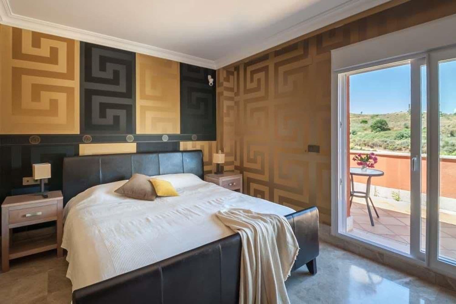 Vrijstaande Villa met 3 slaapkamers in Marbella - 11