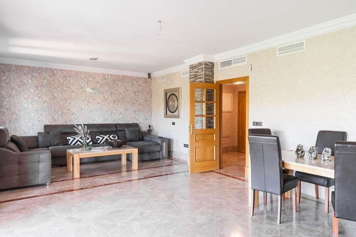 Vrijstaande Villa met 3 slaapkamers in Marbella - 2