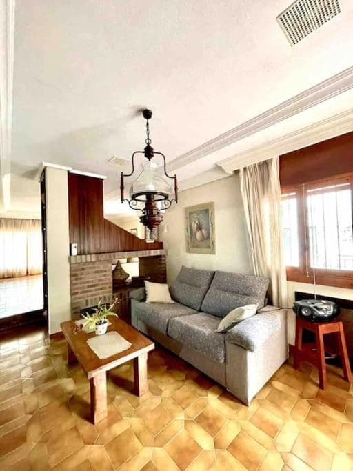 Vrijstaande Villa met 4 slaapkamers in Orihuela Costa - 25