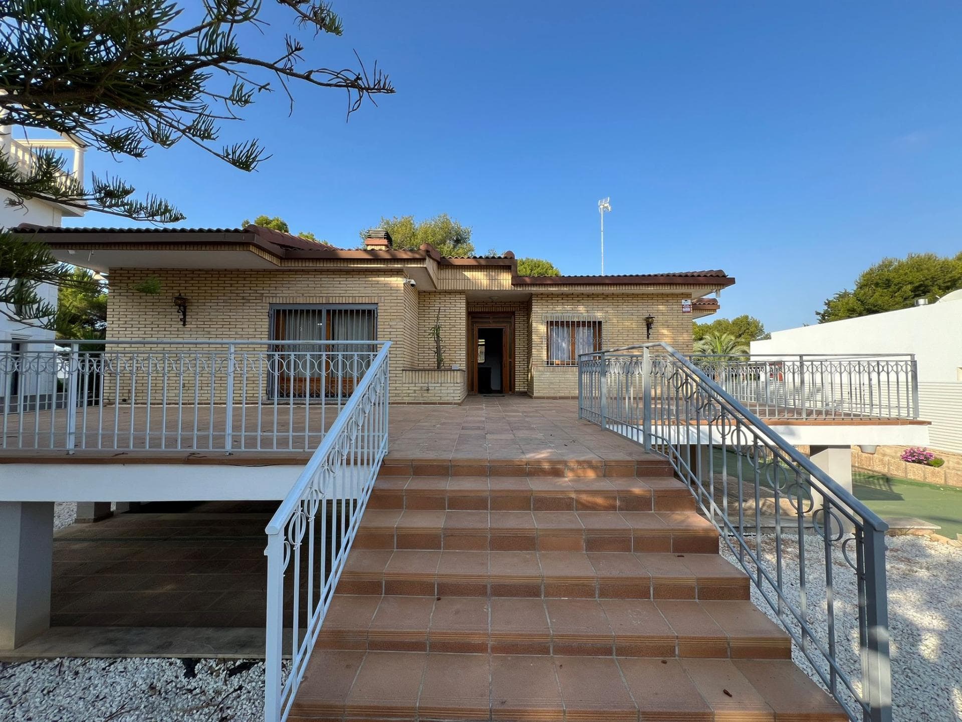 Vrijstaande Villa met 4 slaapkamers in Orihuela Costa - 8