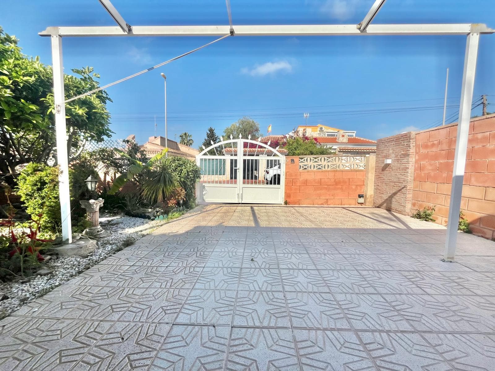 3 bed Detached Villa in Orihuela Costa - 2