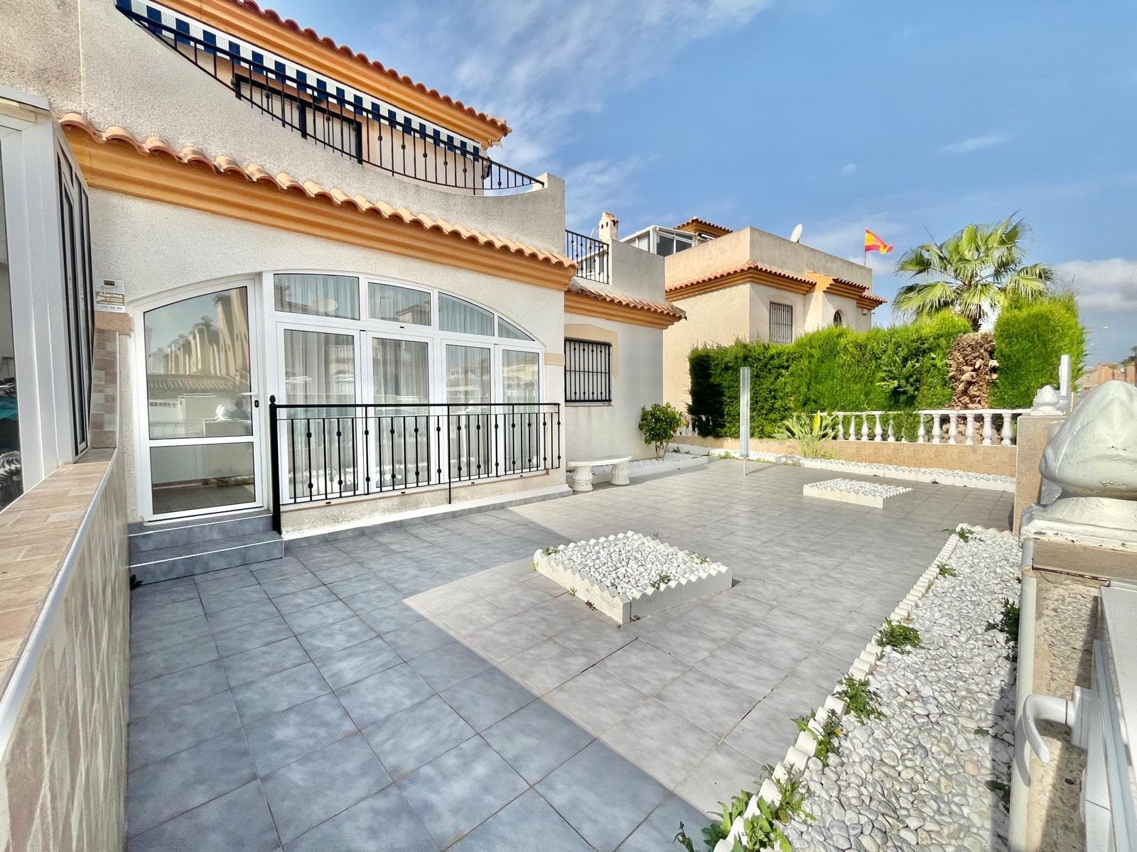 Quad met 3 slaapkamers in Orihuela Costa - 2