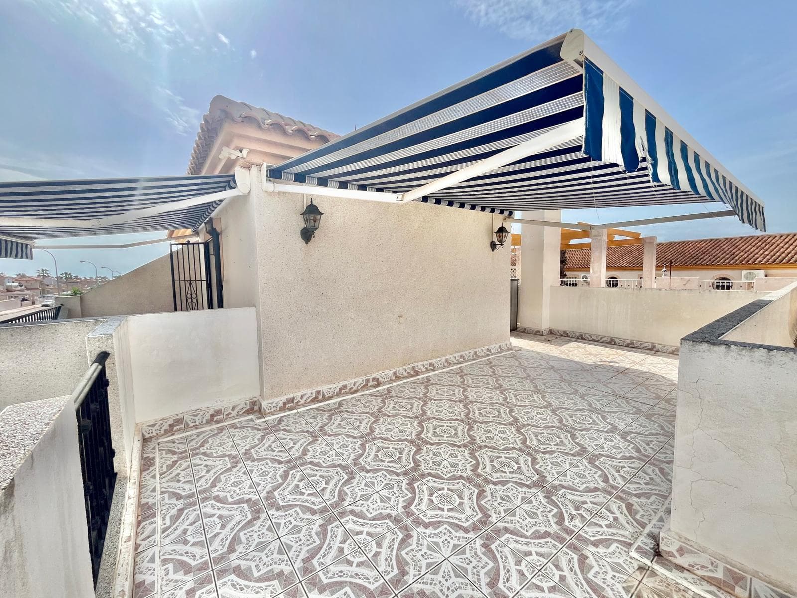 Quad met 3 slaapkamers in Orihuela Costa - 26