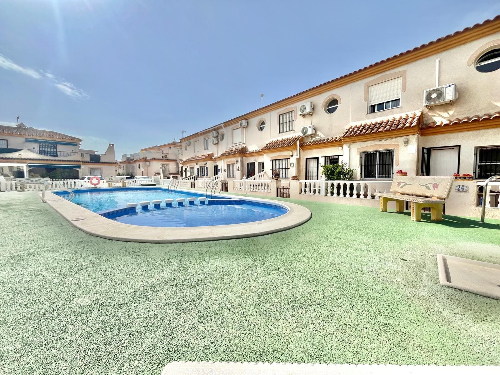 Quad met 3 slaapkamers in Orihuela Costa - 28