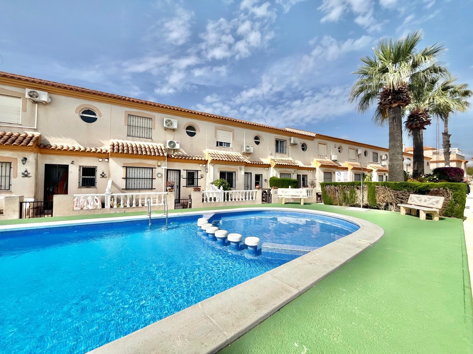 Quad met 3 slaapkamers in Orihuela Costa - 29