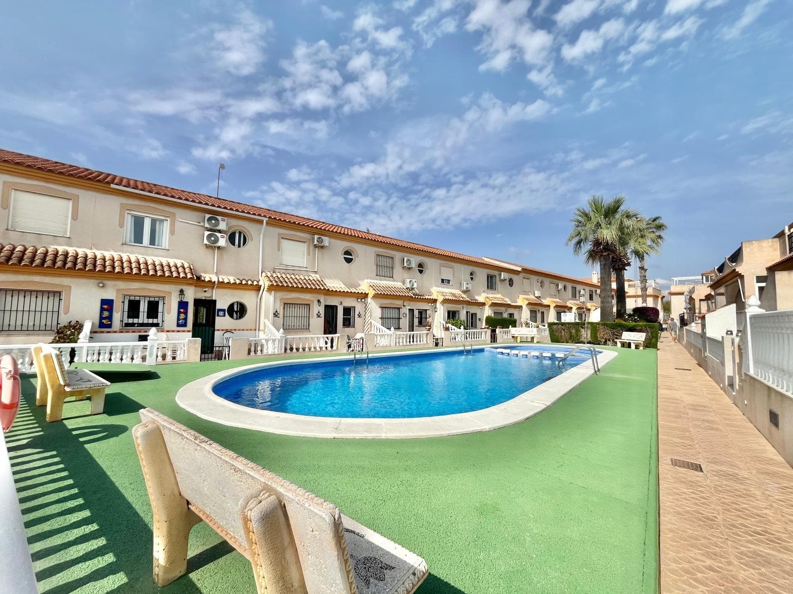 Quad met 3 slaapkamers in Orihuela Costa - 30