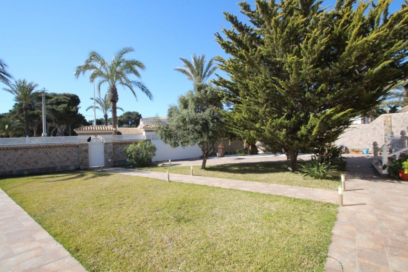 Villa - Chalet de 5 dormitorios en Orihuela Costa - 23