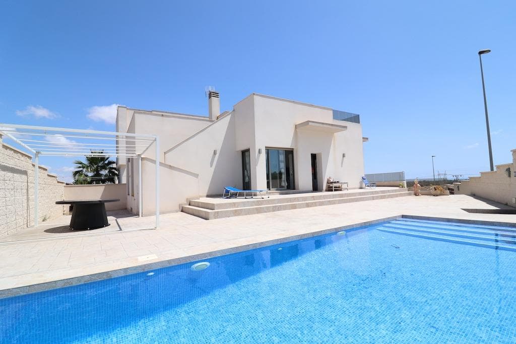 Vrijstaande Villa met 3 slaapkamers in San Miguel de Salinas - 1
