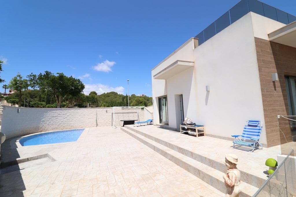 Vrijstaande Villa met 3 slaapkamers in San Miguel de Salinas - 24