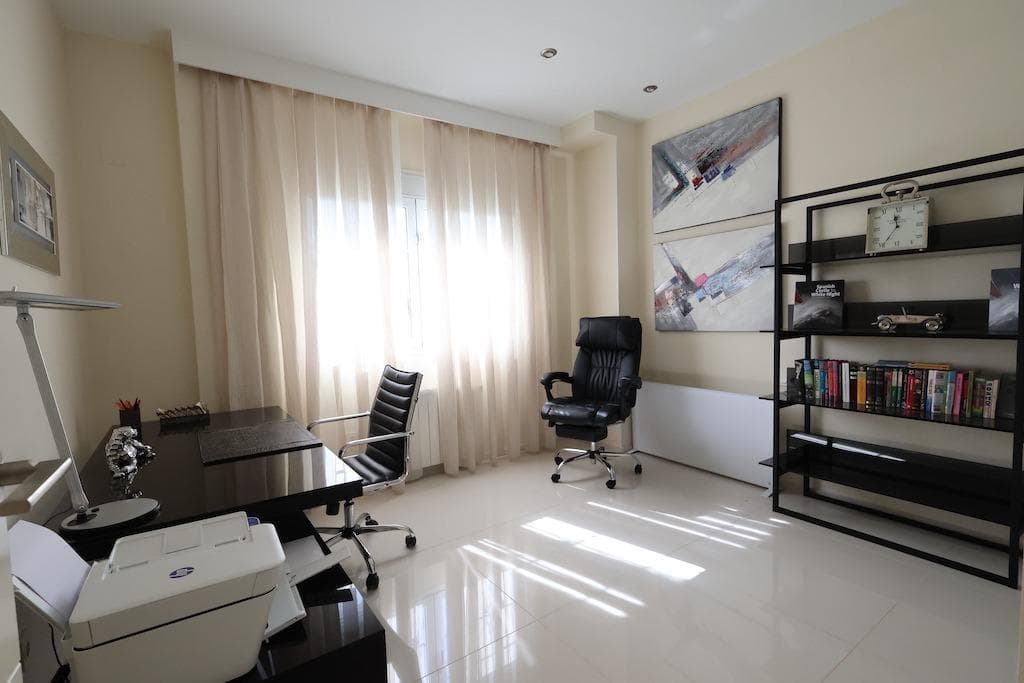 Villa - Chalet de 5 dormitorios en Ciudad Quesada - 29