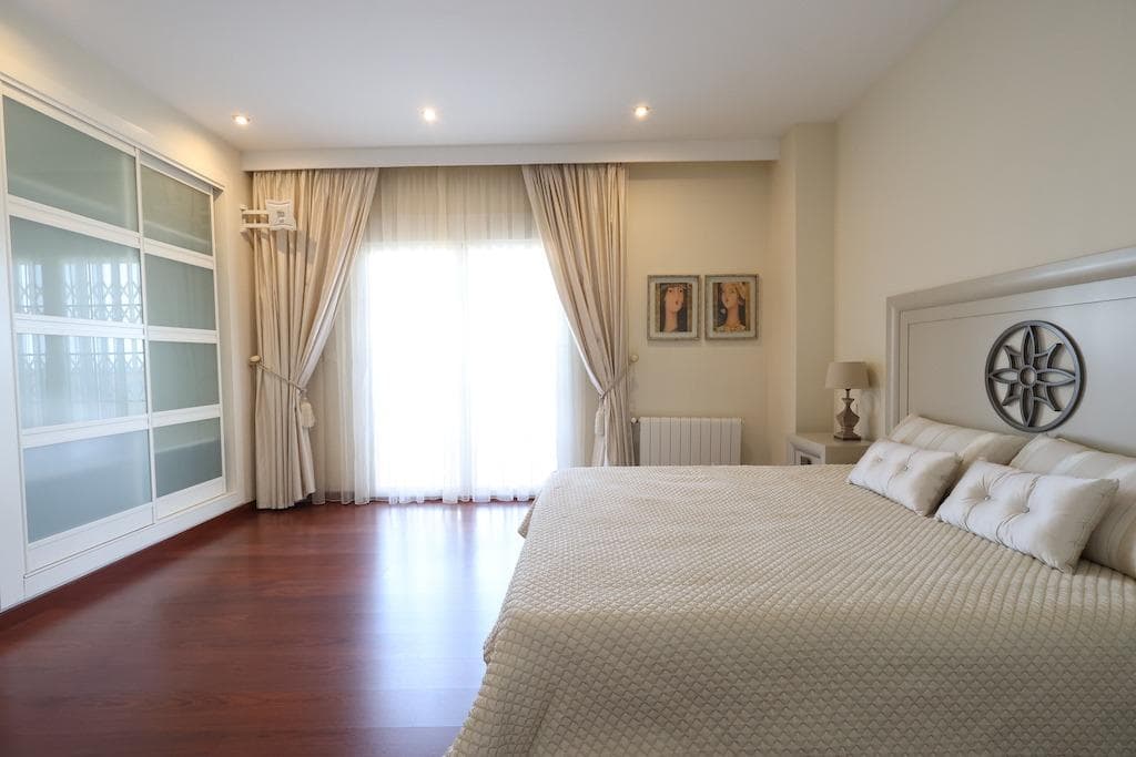 Villa - Chalet de 5 dormitorios en Ciudad Quesada - 35