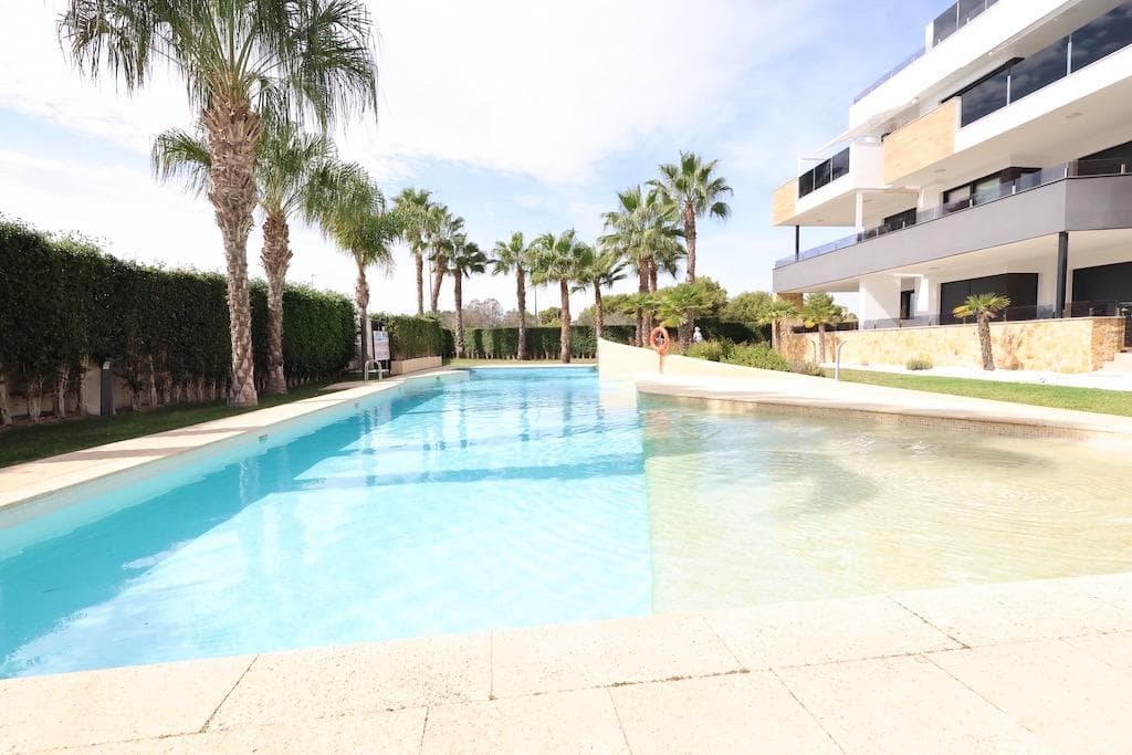 Tussenverdieping Appartement met 2 slaapkamers in Orihuela Costa - 1