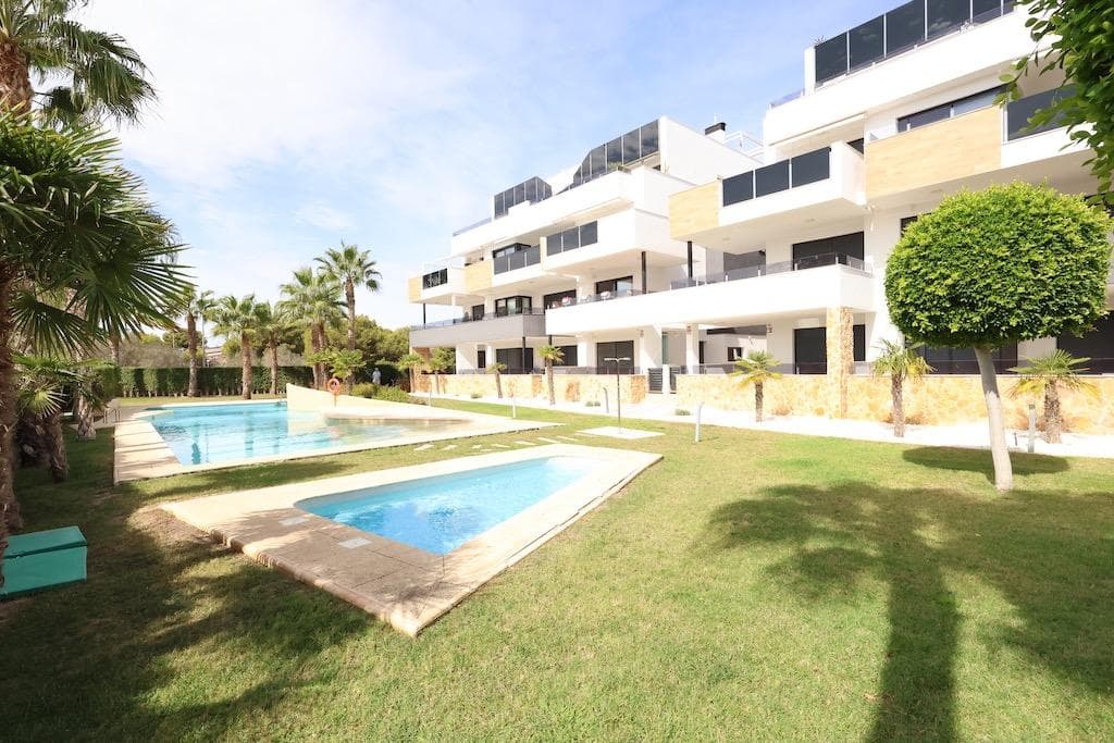 Tussenverdieping Appartement met 2 slaapkamers in Orihuela Costa - 2