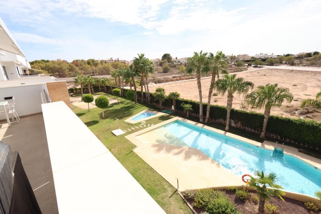 Tussenverdieping Appartement met 2 slaapkamers in Orihuela Costa - 22