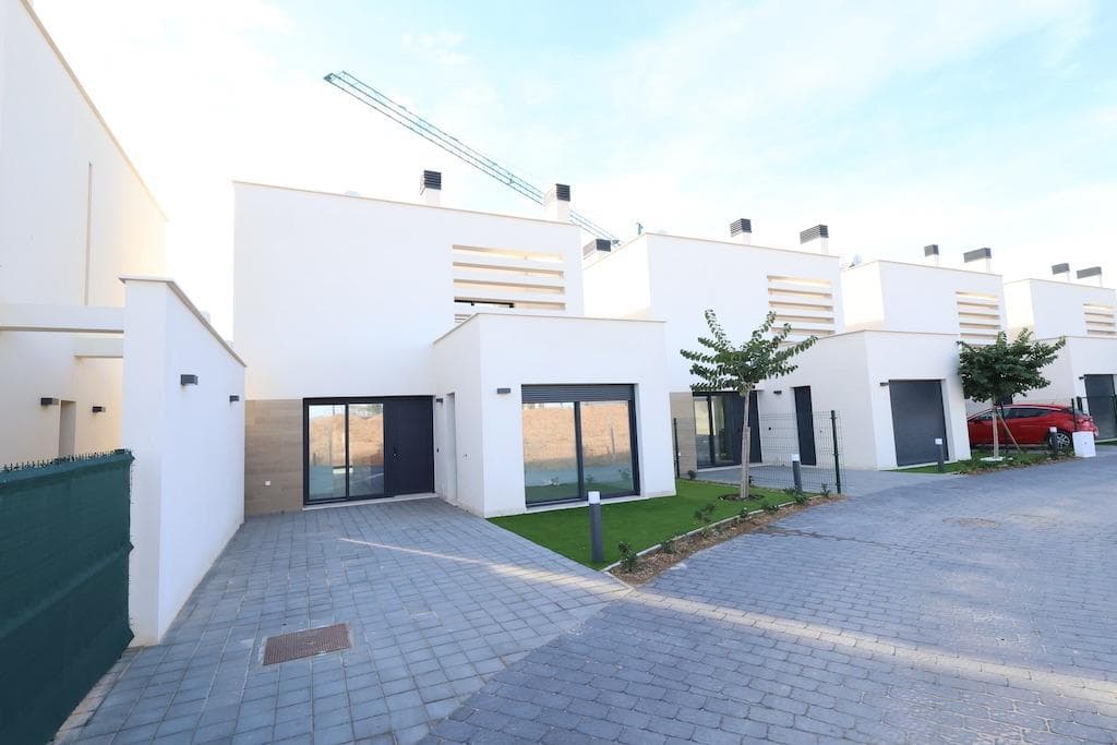 Villa - Chalet de 3 dormitorios en Los Alcazares - 23