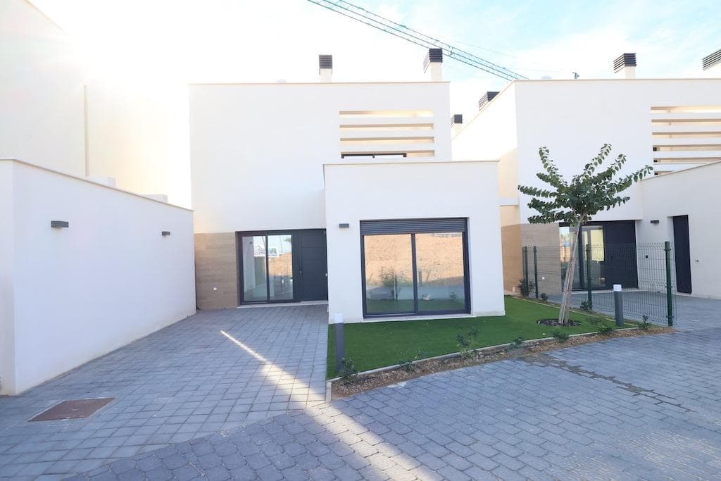 Villa - Chalet de 3 dormitorios en Los Alcazares - 24