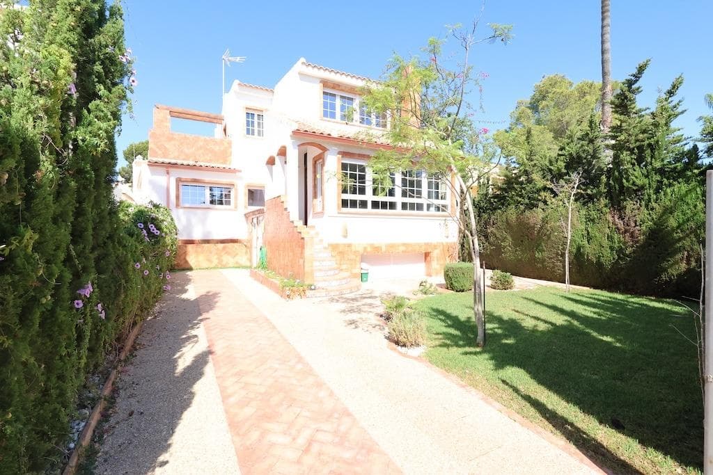 Villa - Chalet de 4 dormitorios en Orihuela Costa - 1