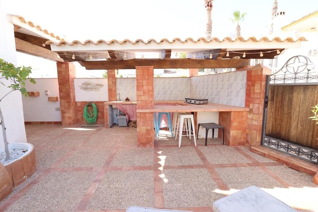 Villa - Chalet de 4 dormitorios en Orihuela Costa - 27