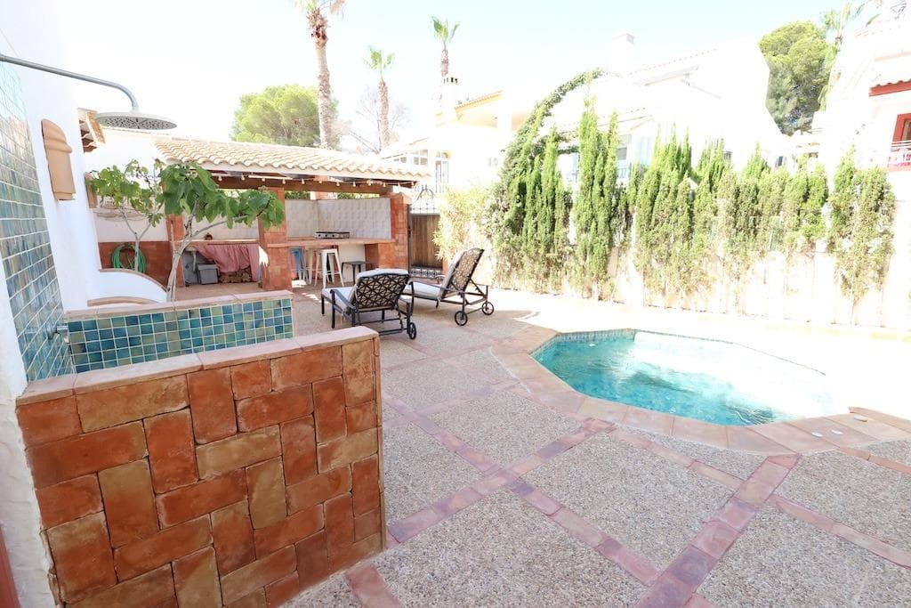 Villa - Chalet de 4 dormitorios en Orihuela Costa - 30