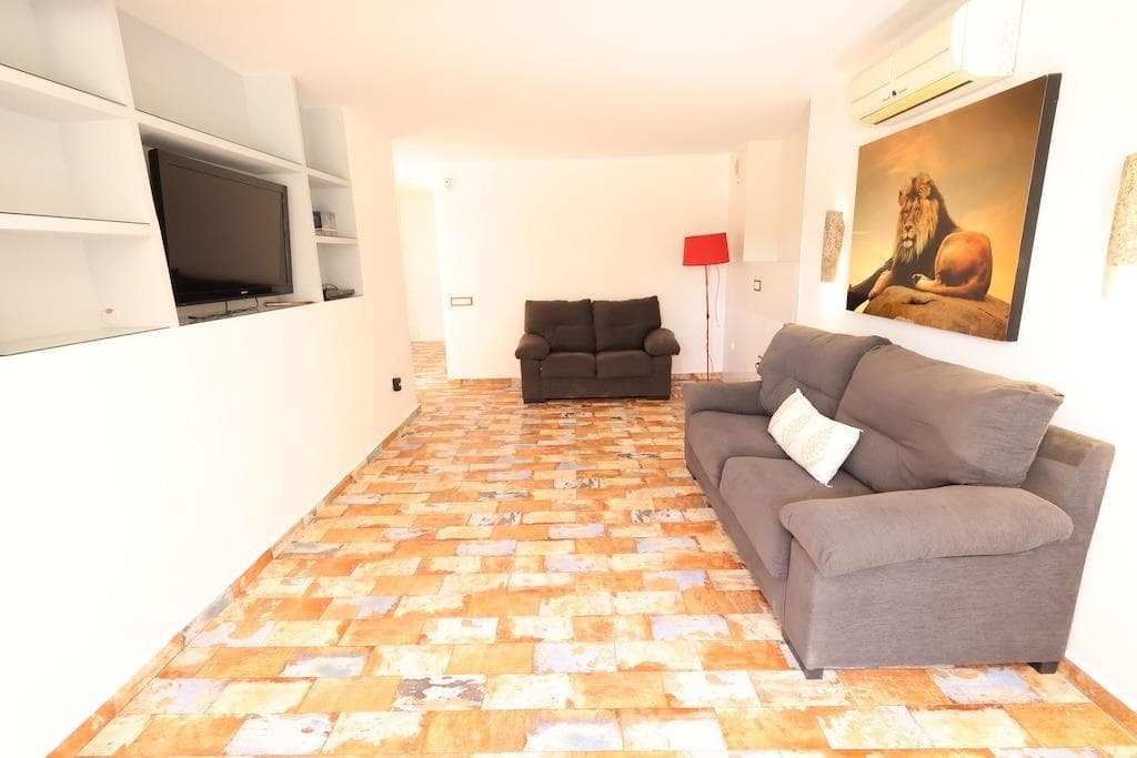 Villa - Chalet de 4 dormitorios en Orihuela Costa - 33