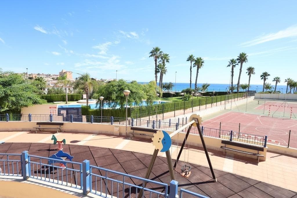 Ático de 3 dormitorios en Pilar de la Horadada - 32