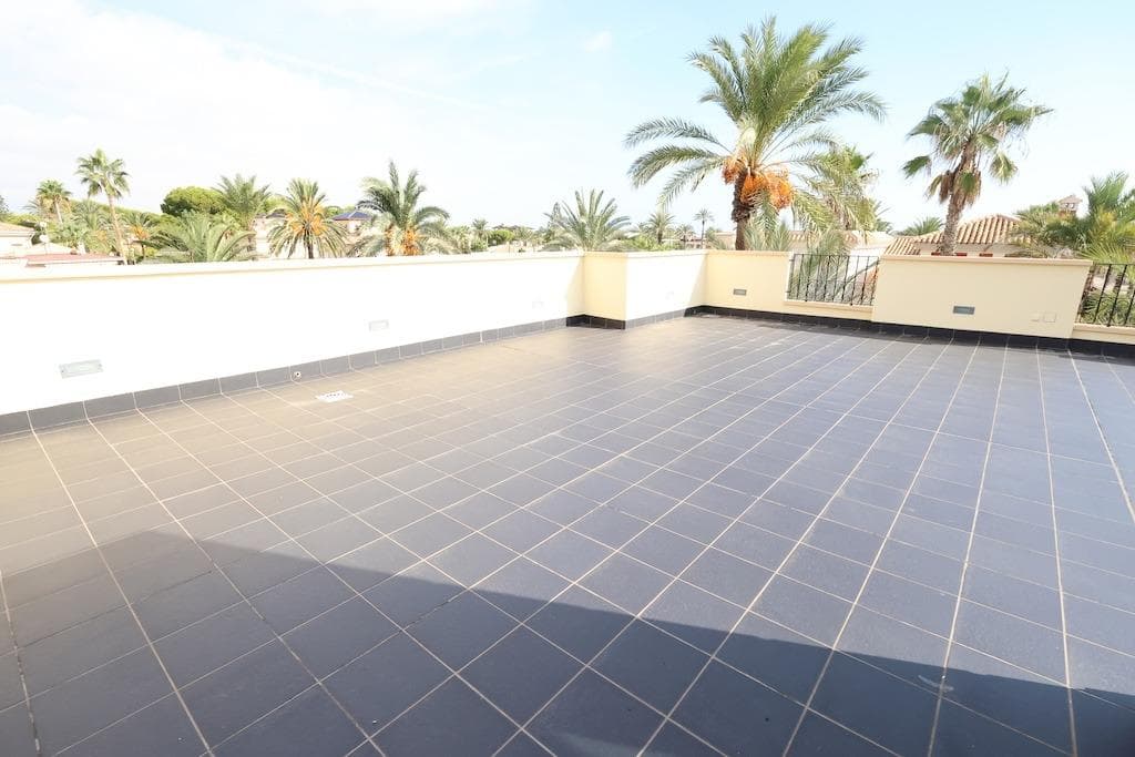 Villa - Chalet de 4 dormitorios en Cabo Roig - 24