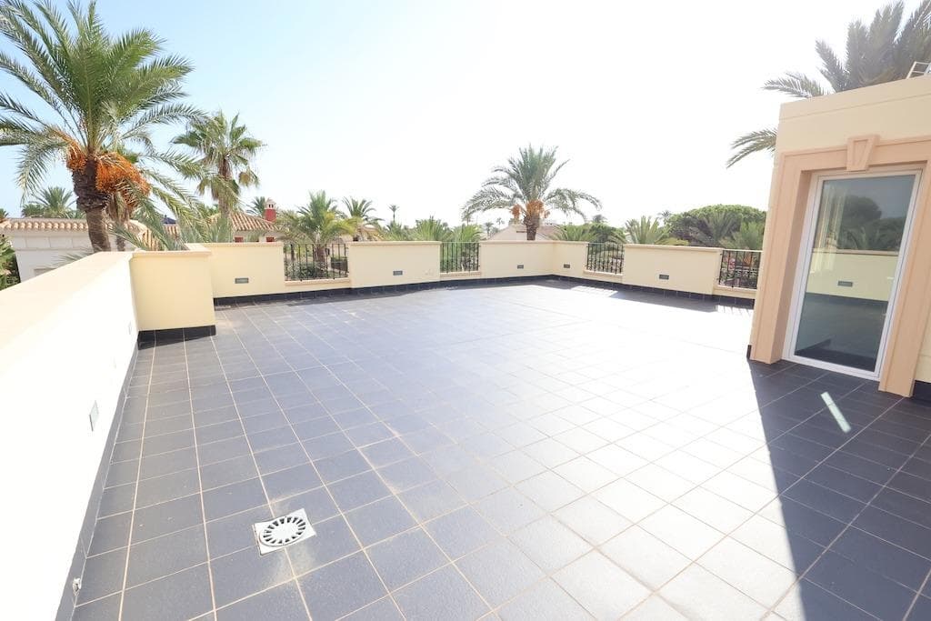 Villa - Chalet de 4 dormitorios en Cabo Roig - 25
