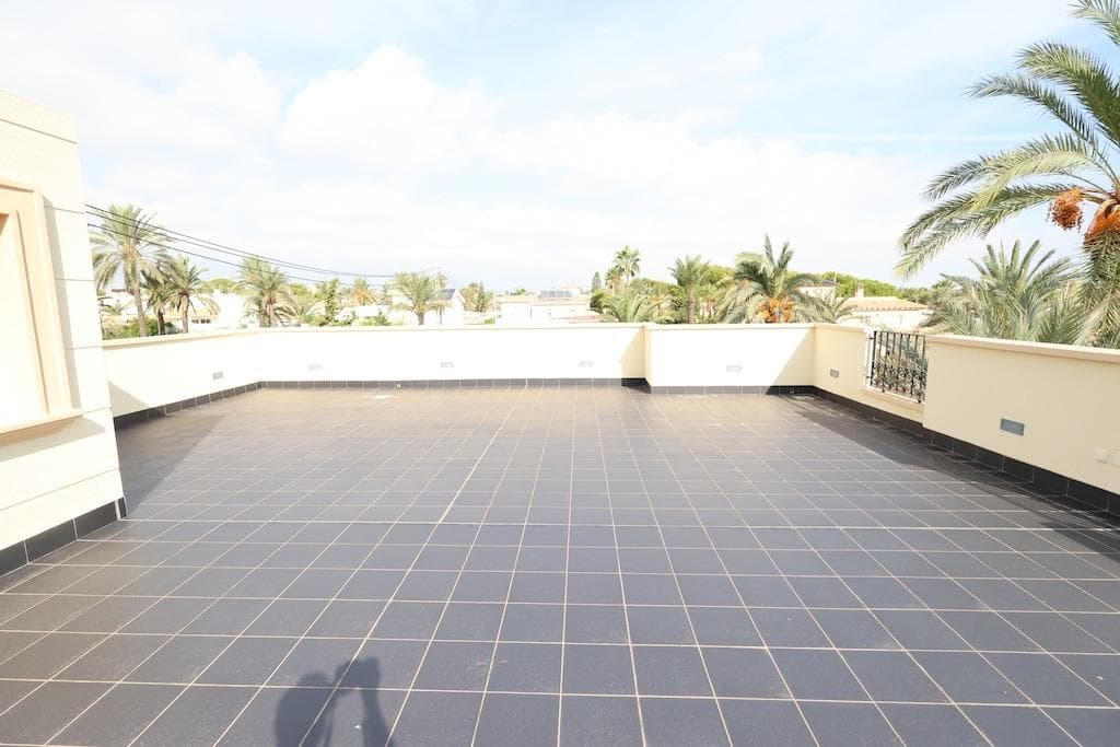 Villa - Chalet de 4 dormitorios en Cabo Roig - 26