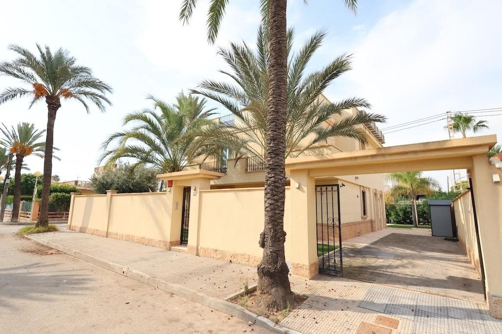Villa - Chalet de 4 dormitorios en Cabo Roig - 33
