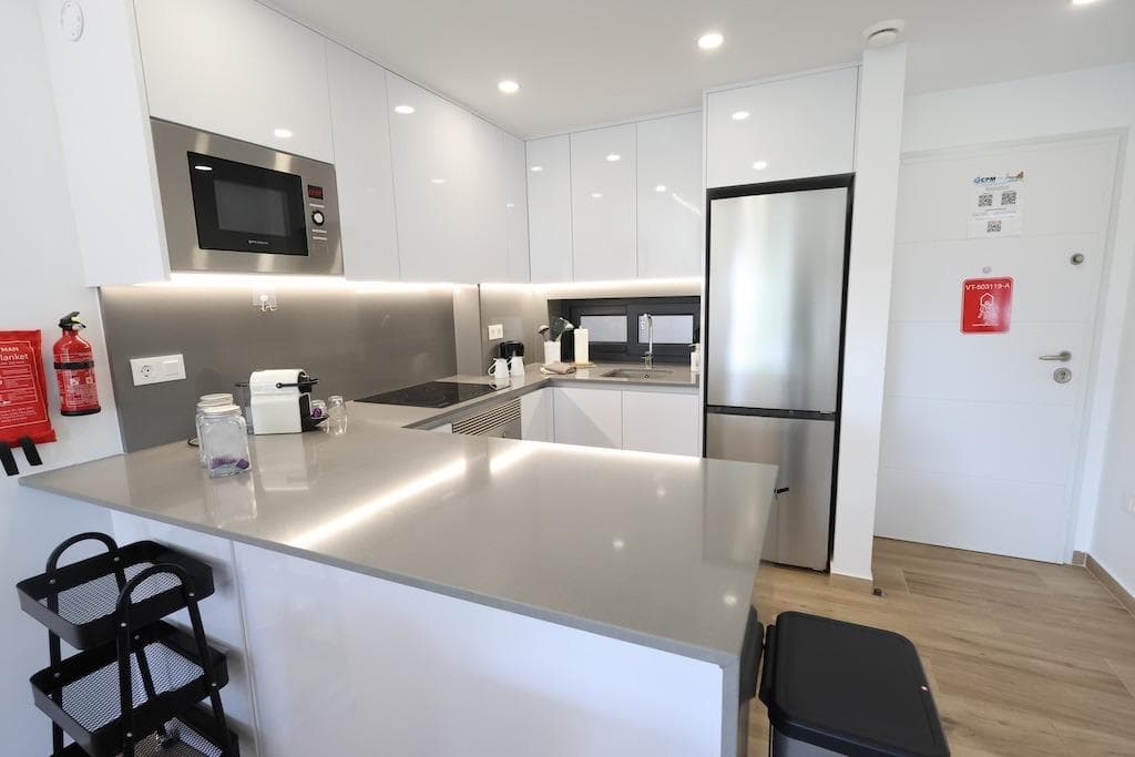 2 bed Middle Floor Apartment in Orihuela Costa - 7