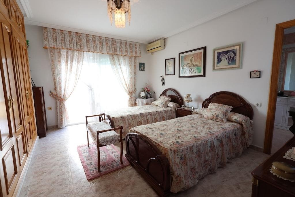 Villa - Chalet de 5 dormitorios en Orihuela Costa - 13